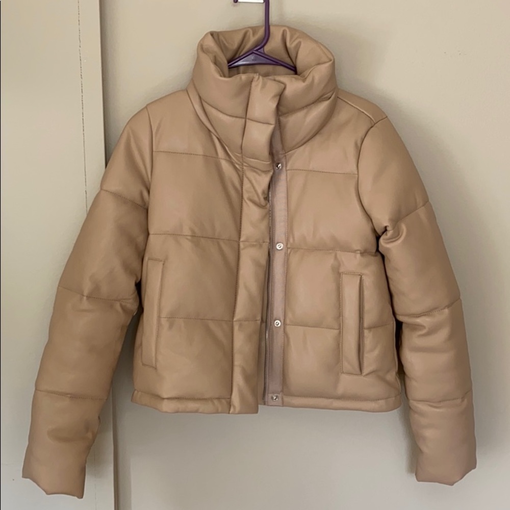 Abrecrombie vegan leather puffer